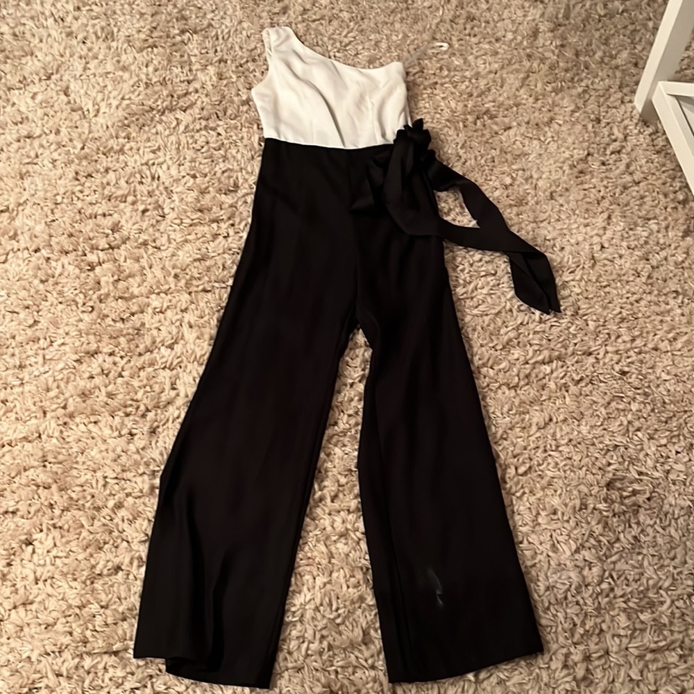 BEBE Pantsuit!